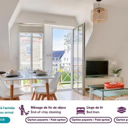 Proche Plages Et Commerces, Pour 4 *